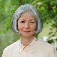 Yasmin von Arb