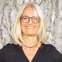 Birgit Straus