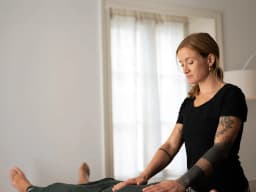 Anna Haupt - Lomi Lomi & Source® Massage Luzern